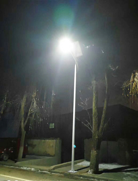 积石山县平安太阳能路灯项目