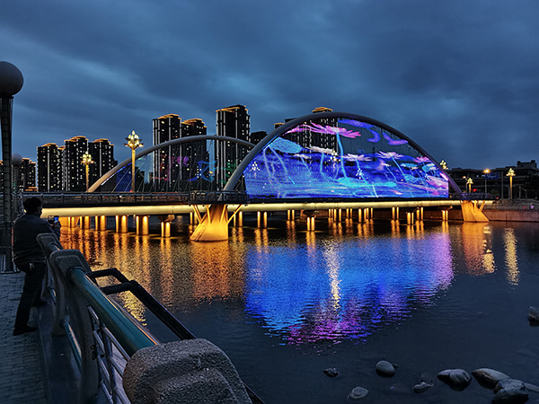 1742970194152440.jpg 平安河道亮化.jpg