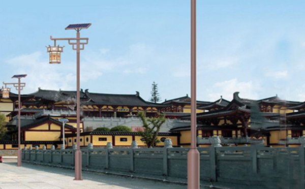 抗风型平安太阳能路灯：保障稳定照明不受风害